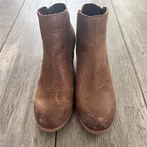 Sorel Joan of Arc Wedge II Brown Leather Booties with Zipper- worn once